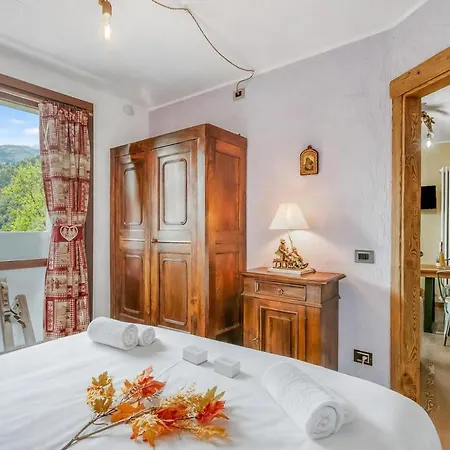 Luna Ayana - Happy アパート *